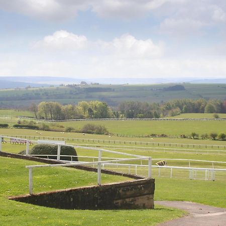The Racecourse Lodge ヘクサム エクステリア 写真