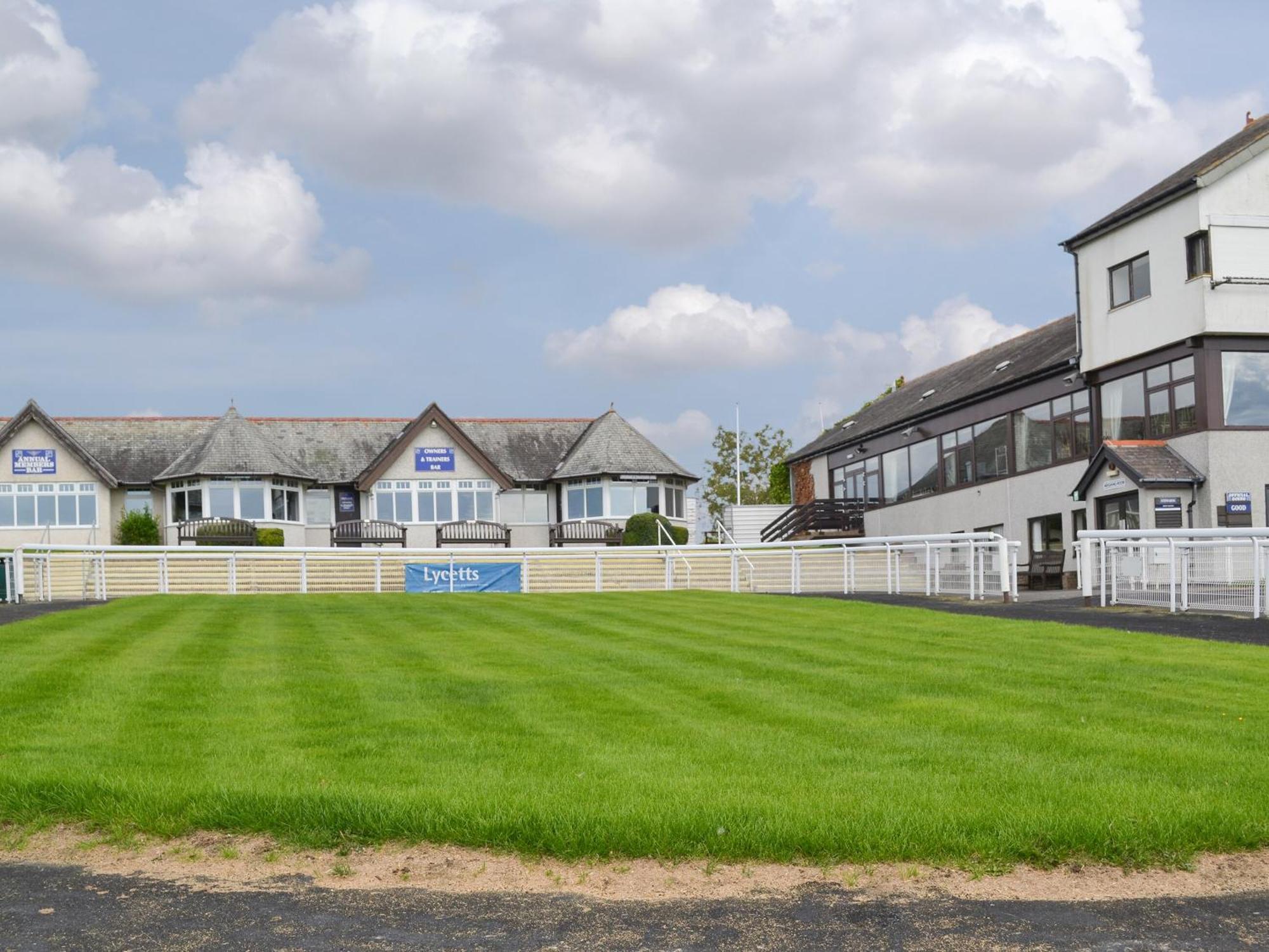 The Racecourse Lodge ヘクサム エクステリア 写真